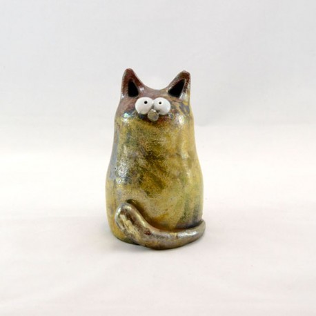 Gatto in ceramica raku oro e rame